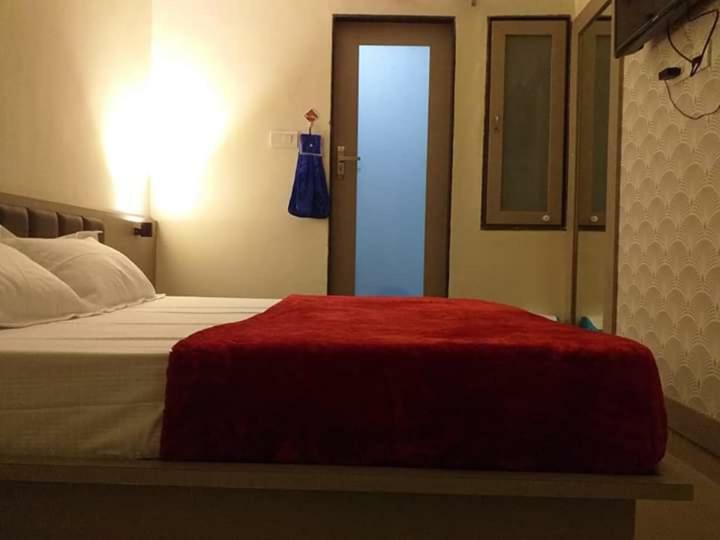 Hotel Diamond Castle Pali  ภายนอก รูปภาพ